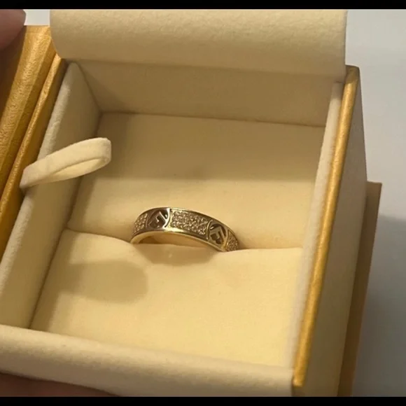 Fendi Gold Ring with Crystal Accents - Picture 3 of 8